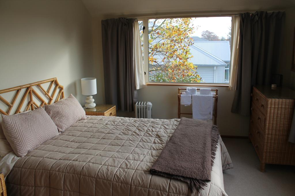 Aroha Riccarton Bed And Breakfast Christchurch Exterior foto